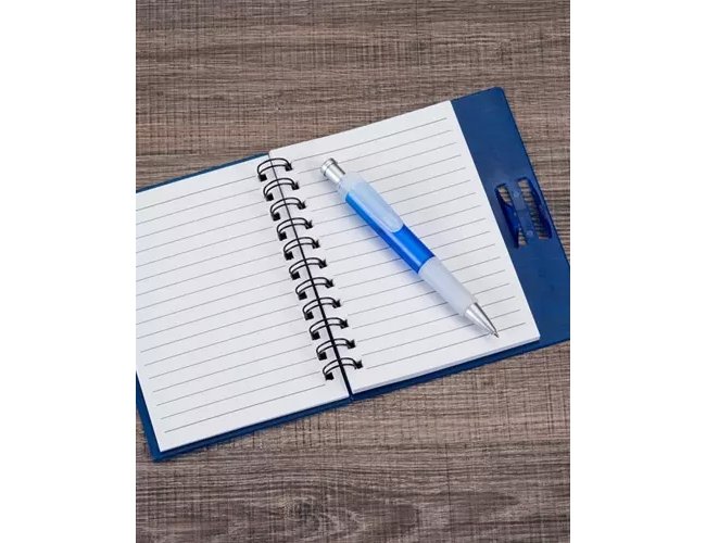 Caderno com Caneta