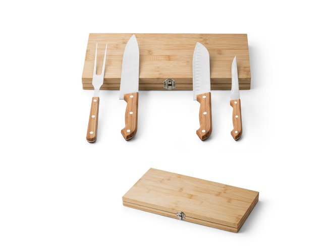 KOERPER. Kit churrasco em caixa bamvu com 4 utenslios em ao inox e bambu